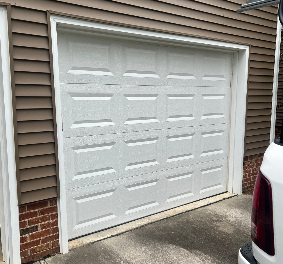 Times You Absolutely Need Emergency Garage Door Repair