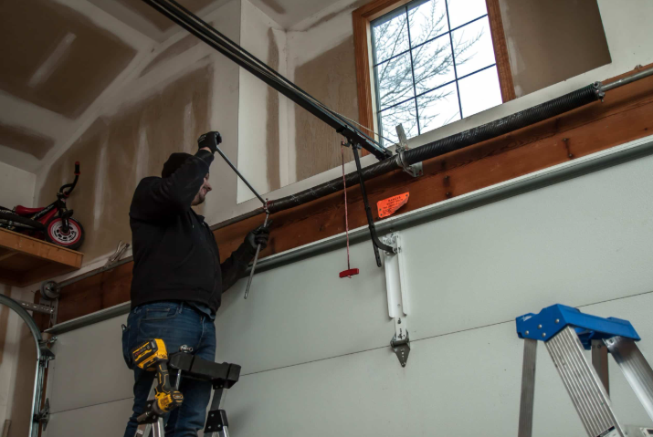 Common Garage Door Issues and How Experts Fix Them