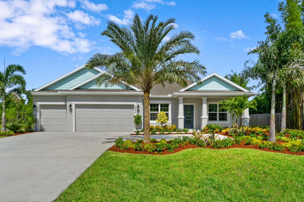Commercial garage door service in Carol City, FL